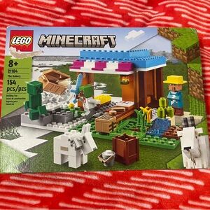 LEGO Minecraft Bakery Playset with Blue, Pink, White and Green Accents